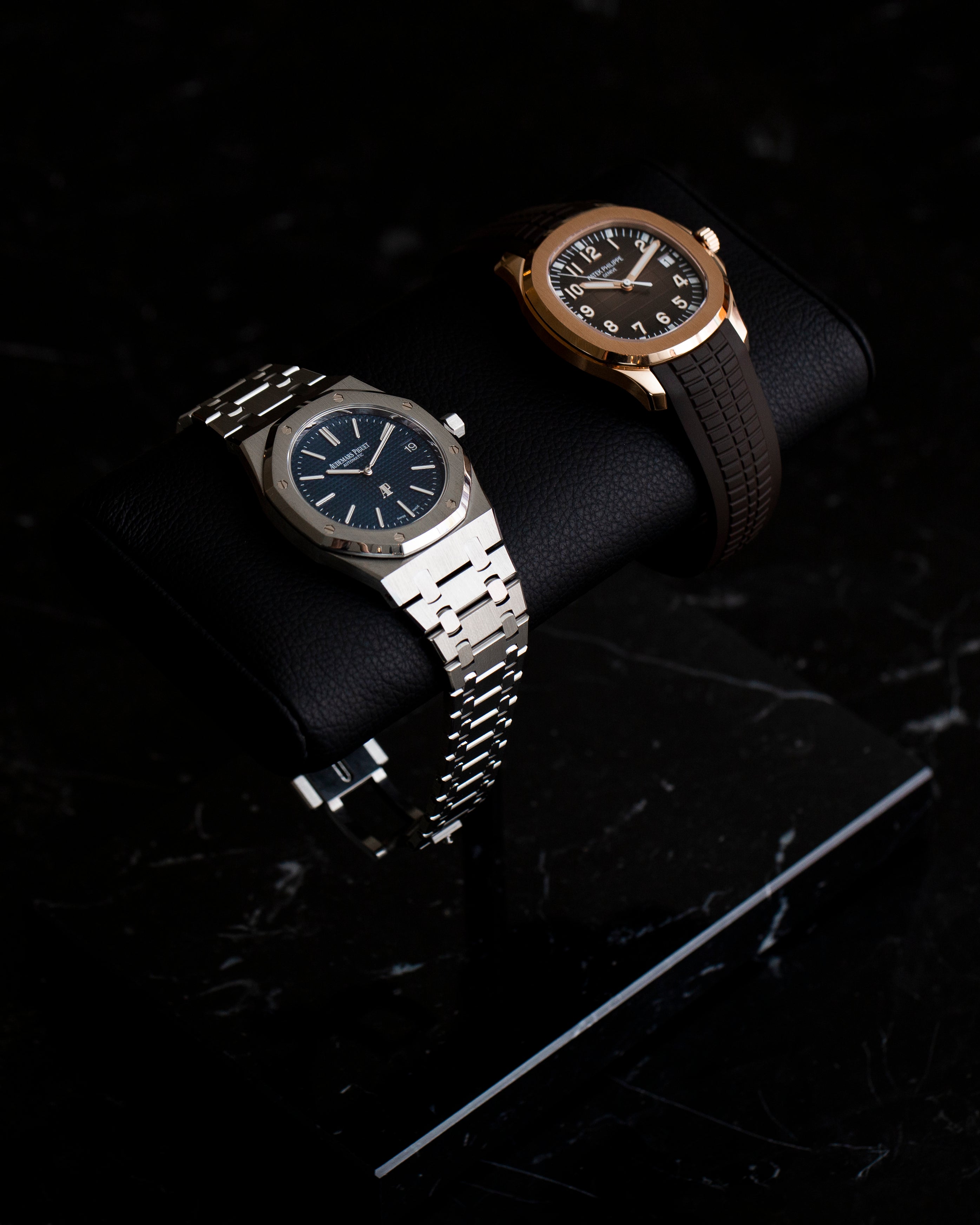 WATCH STAND CLASSIC - DOUBLE - BLACK & BLACK