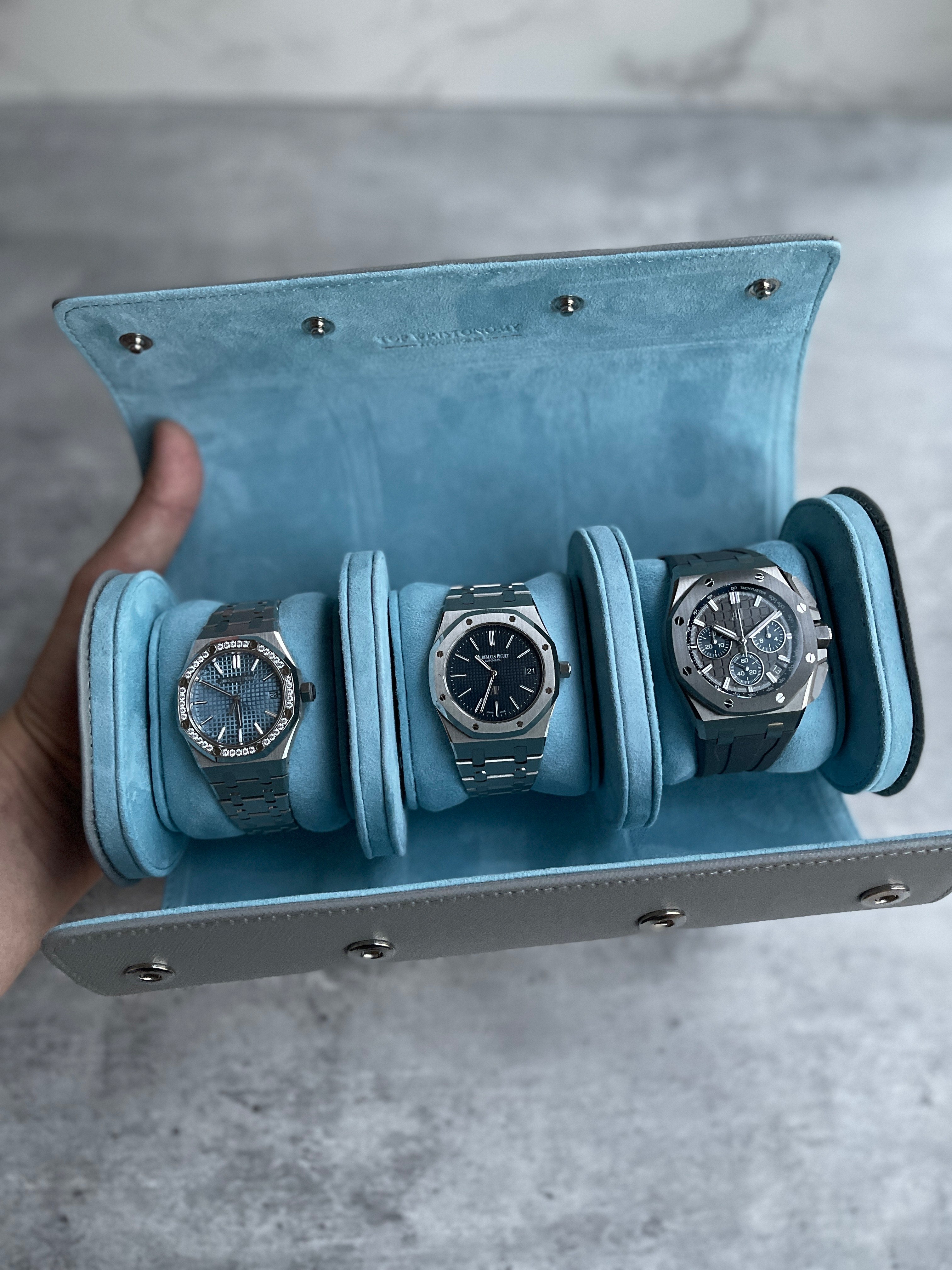 WATCH ROLL - 3 WATCHES - MINT