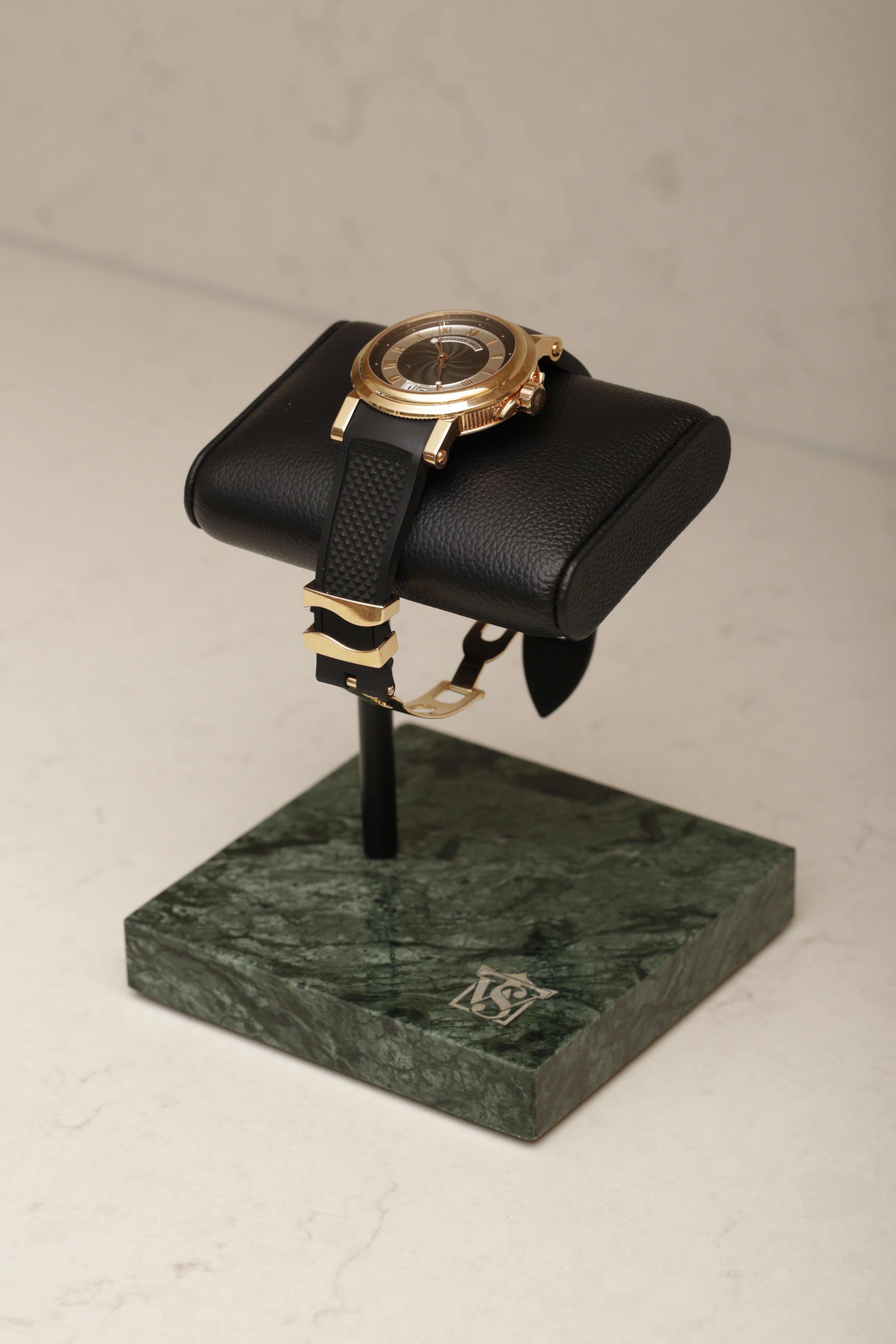 WATCH STAND CLASSIC - SINGLE - GREEN & BLACK