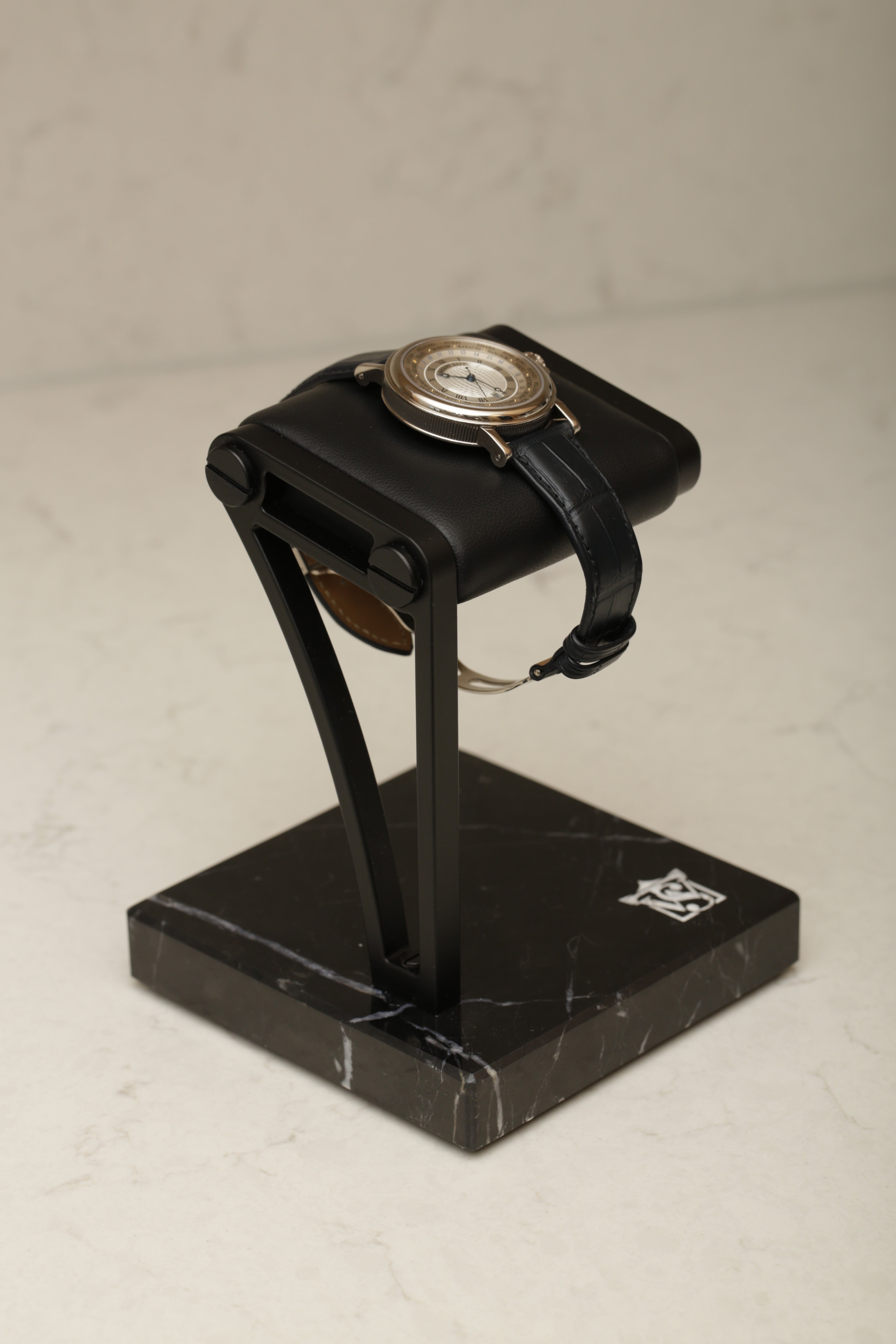WATCH STAND 2.0 - SINGLE - BLACK & BLACK