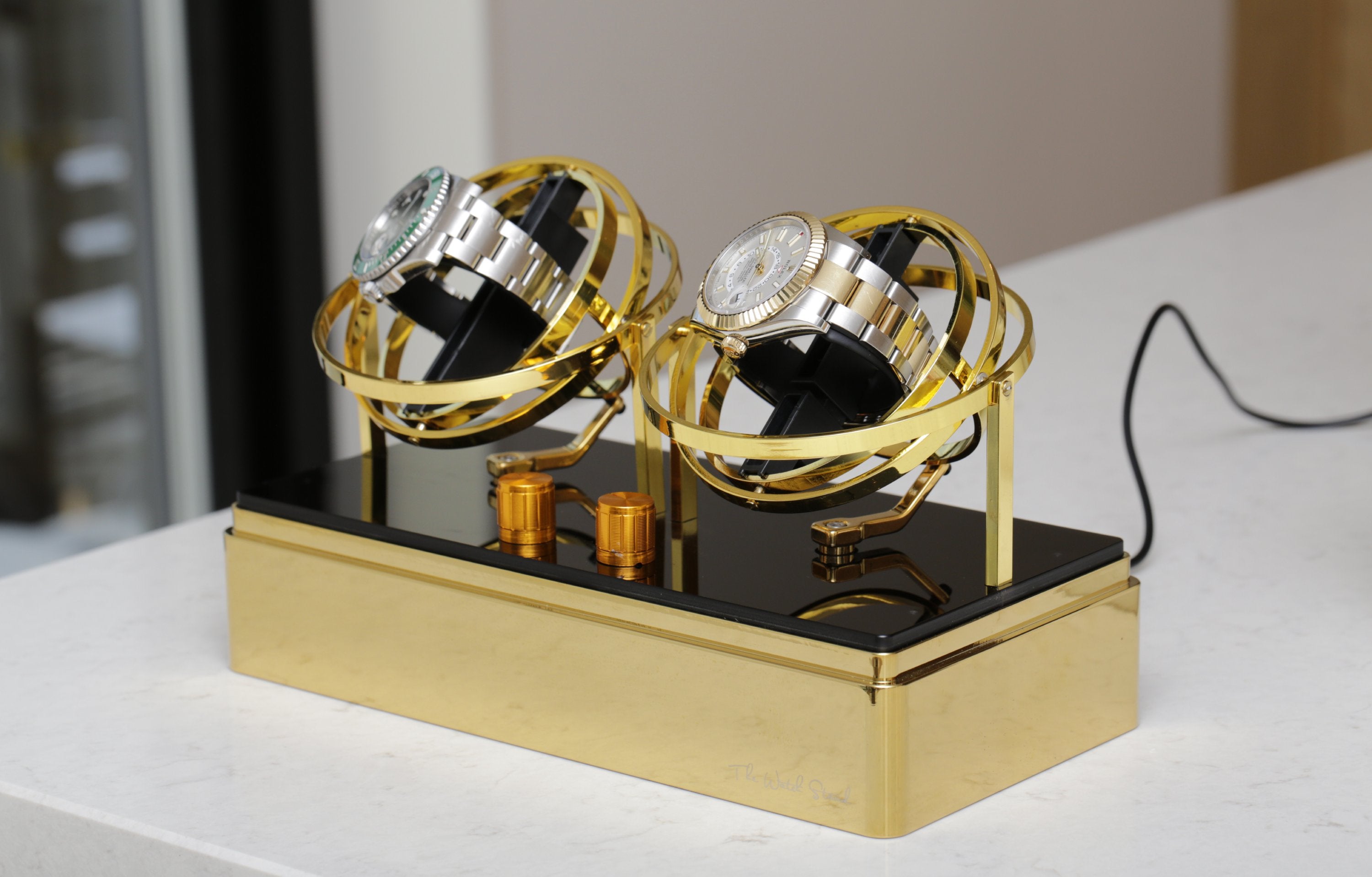 THE WATCH STAND - DOUBLE WINDER - GOLD