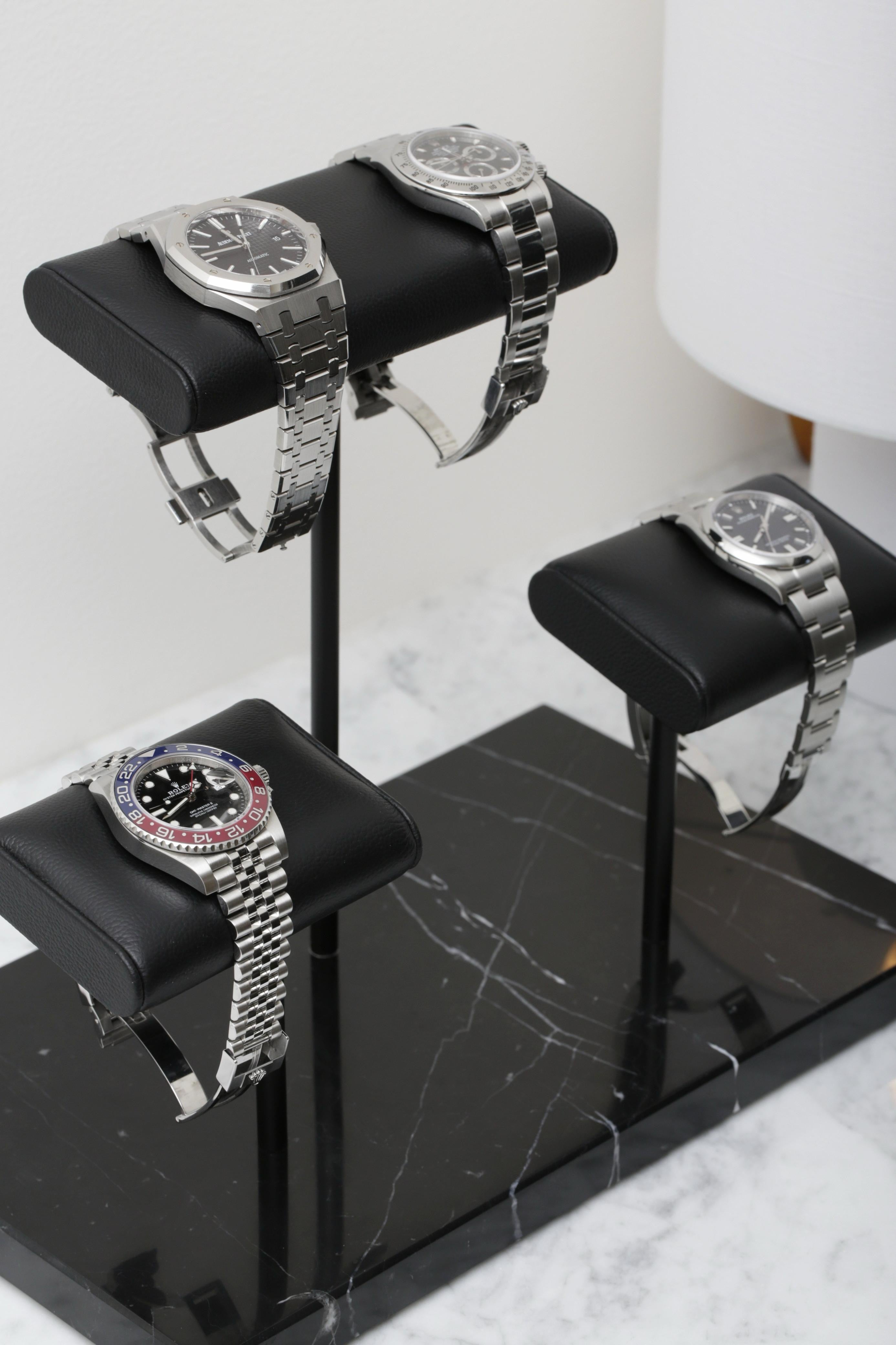 WATCH STAND CLASSIC - QUADRUPLE - BLACK & BLACK