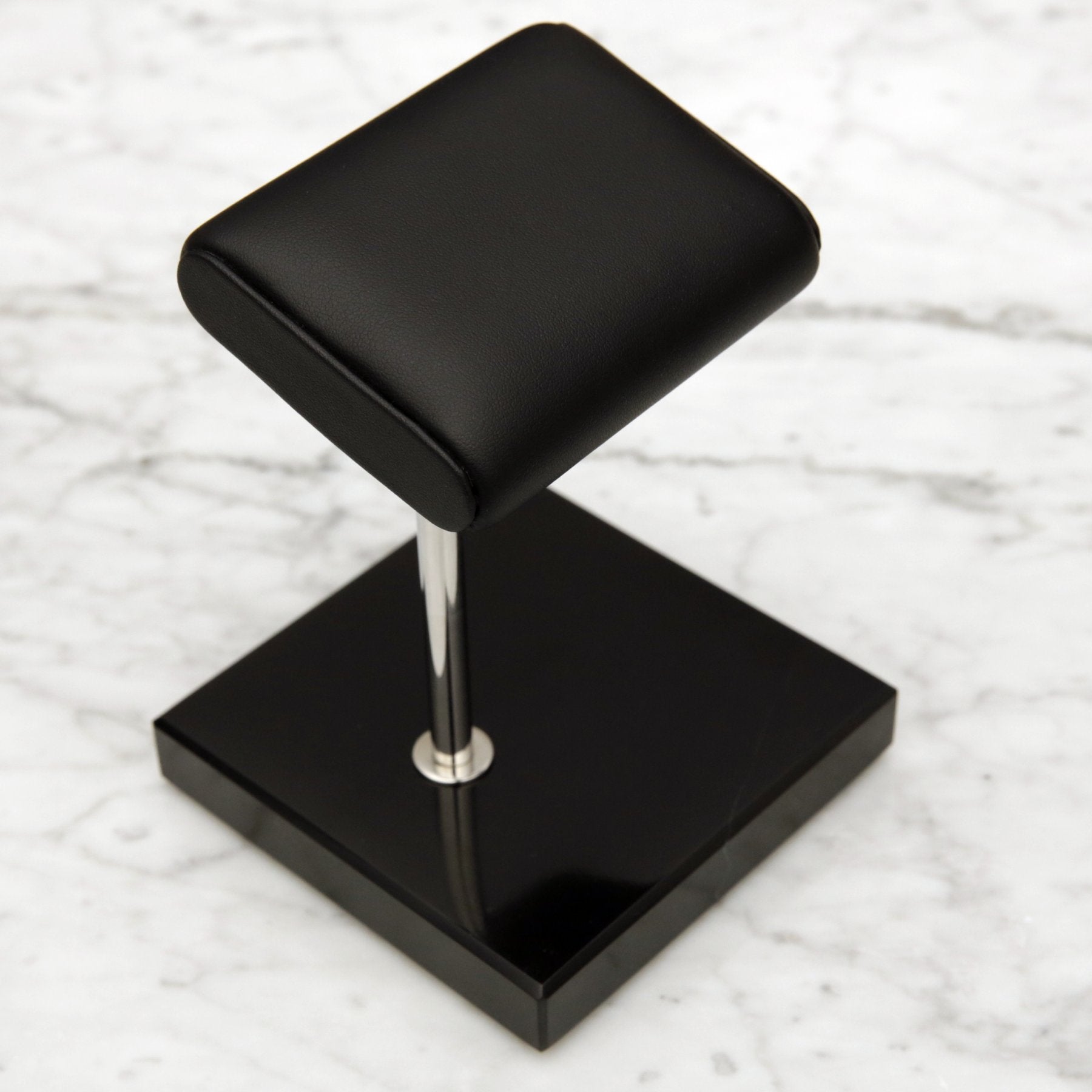 THE WATCH STAND - SINGLE - BLACK & SILVER